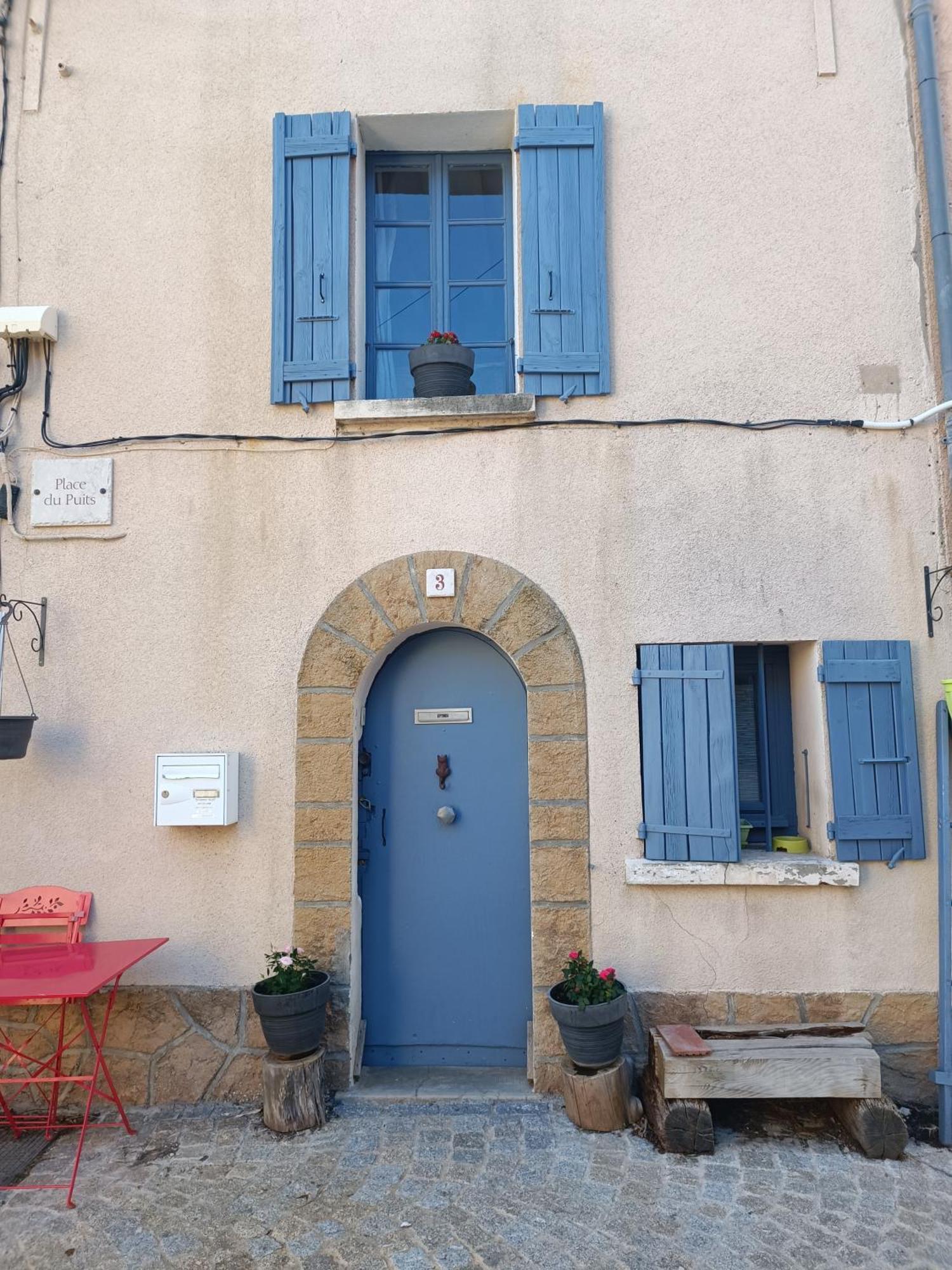 Apartmán Au Puits De Figa Figanières Exteriér fotografie